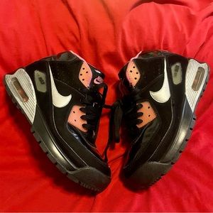 Women’s Nike Air Max 90’ Boots (5.5Y)